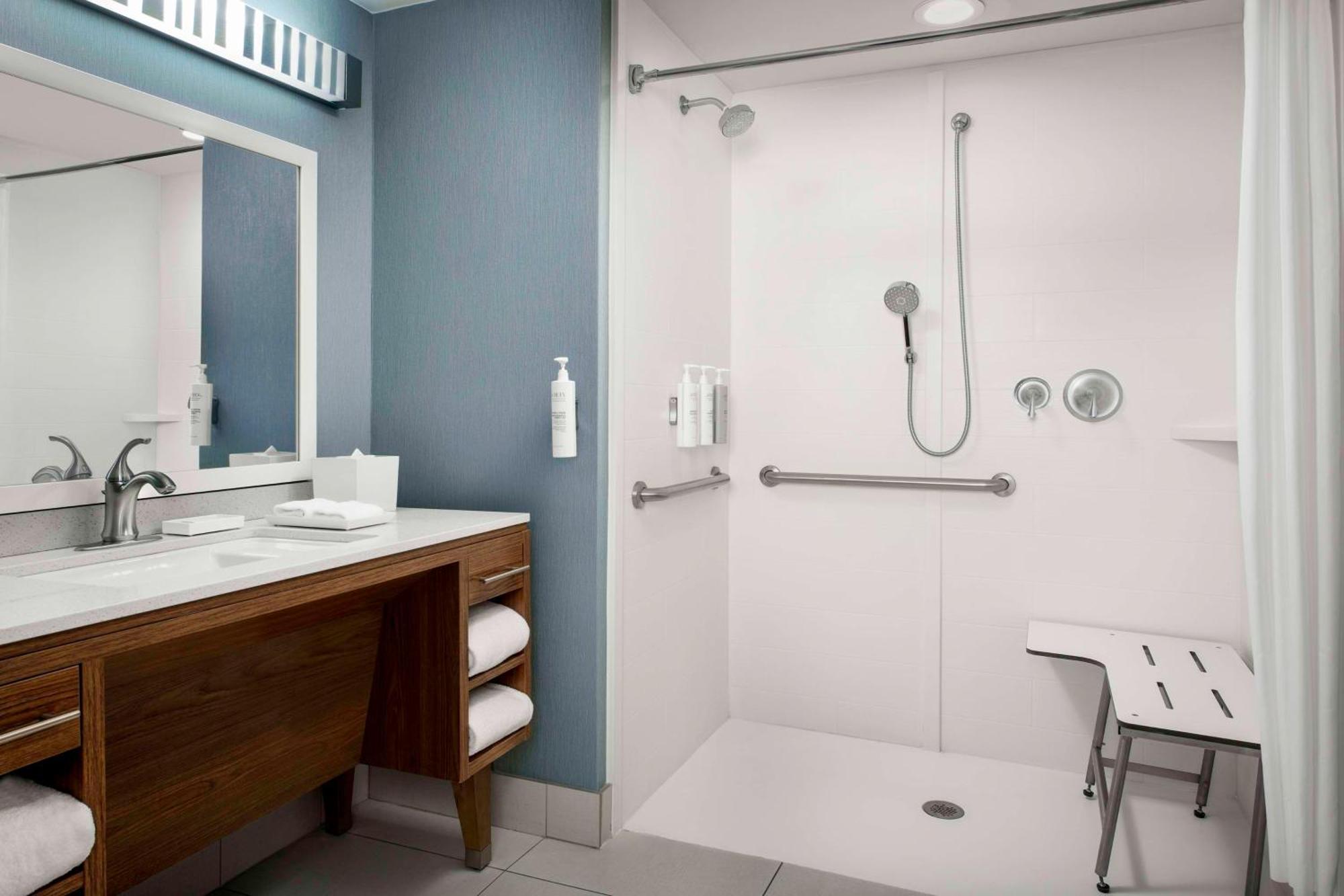 Home2 Suites By Hilton Tallahassee State Capitol Экстерьер фото