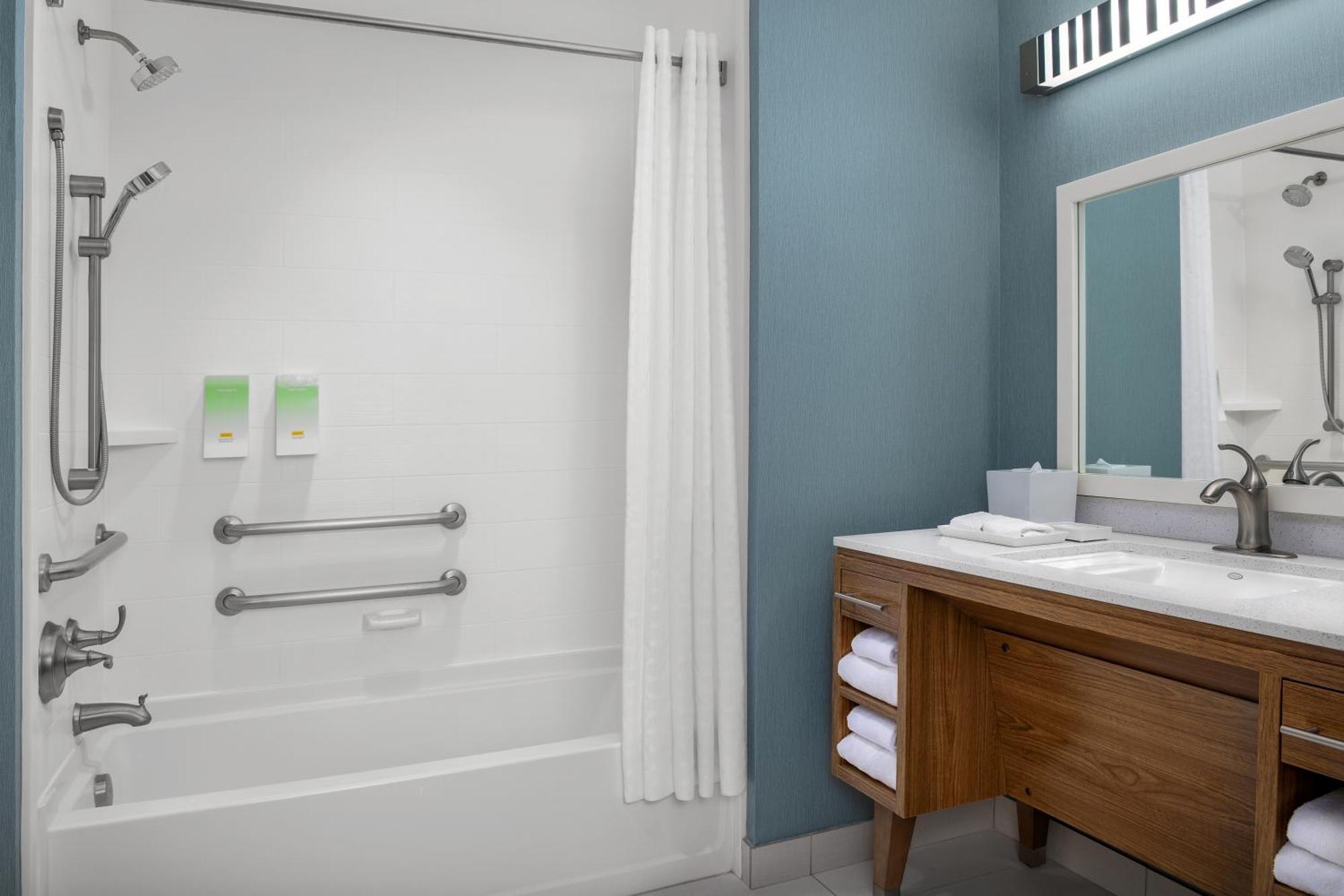 Home2 Suites By Hilton Tallahassee State Capitol Экстерьер фото