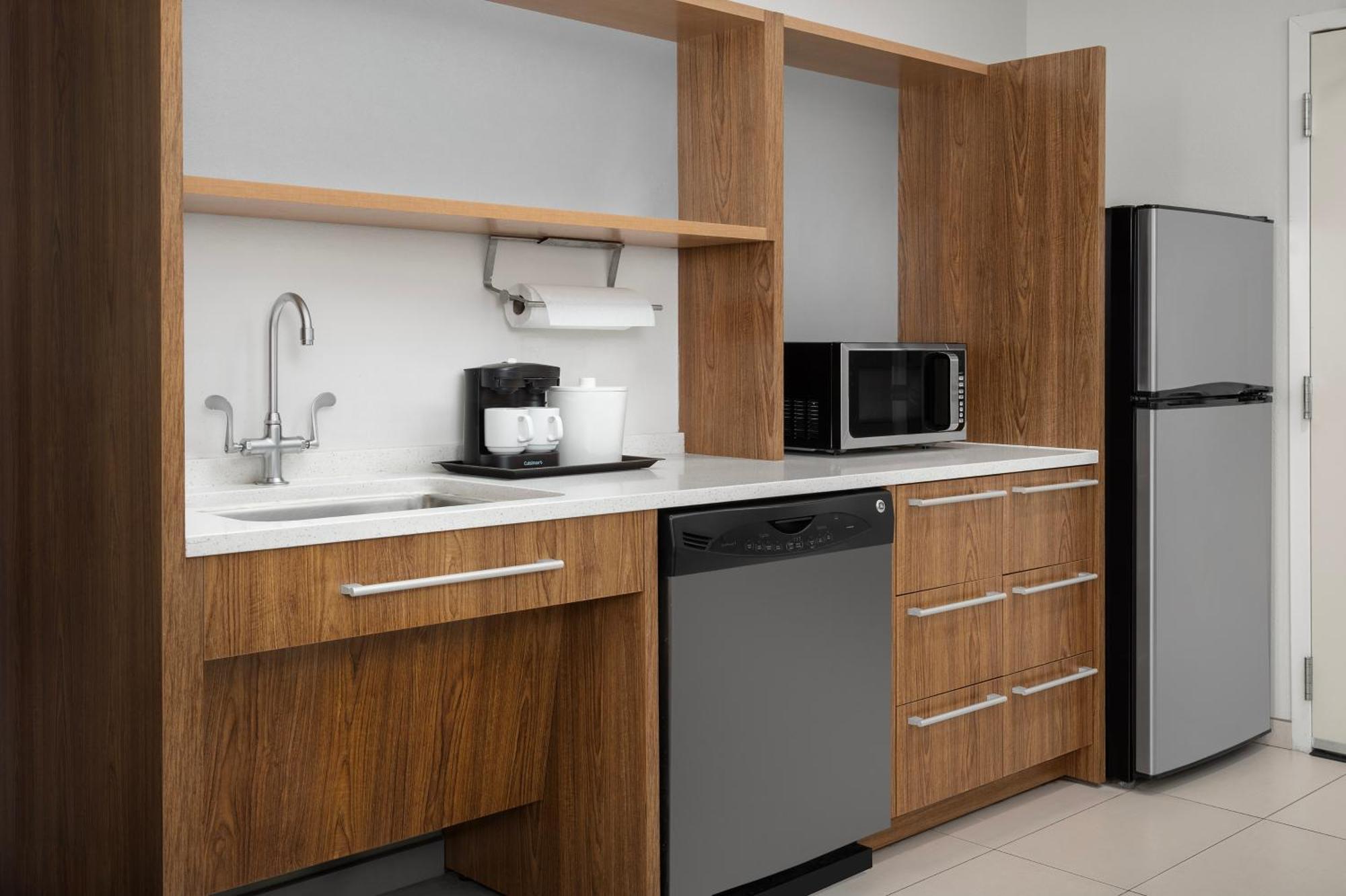 Home2 Suites By Hilton Tallahassee State Capitol Экстерьер фото